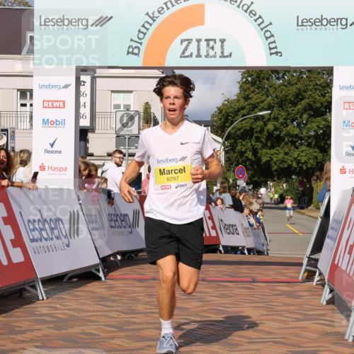 25.08.2024 - 20. Blankeneser Heldenlauf Strokosch-Dieckow http://msf.ph/oto/6818189 25.08.2024 10:18:11 Ziel 6297 meine-sportfotos.de