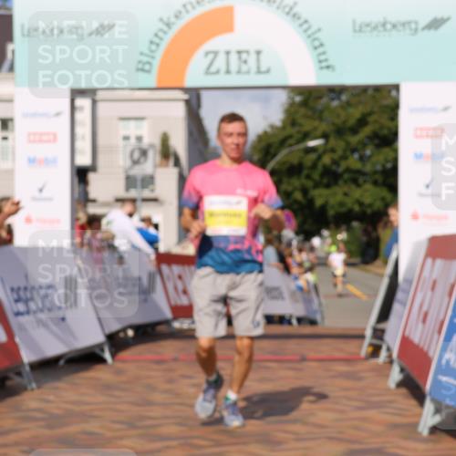 25.08.2024 - 20. Blankeneser Heldenlauf Strokosch-Dieckow http://msf.ph/oto/6818255 25.08.2024 10:18:24 Ziel 6157 meine-sportfotos.de
