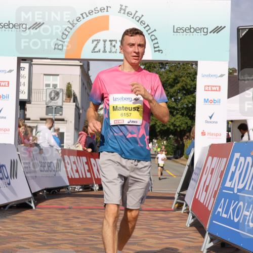 25.08.2024 - 20. Blankeneser Heldenlauf Strokosch-Dieckow http://msf.ph/oto/6818273 25.08.2024 10:18:25 Ziel 6157 meine-sportfotos.de