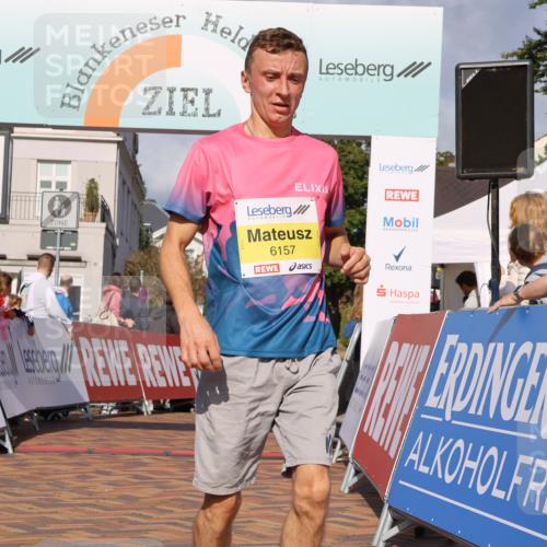 25.08.2024 - 20. Blankeneser Heldenlauf Strokosch-Dieckow http://msf.ph/oto/6818285 25.08.2024 10:18:26 Ziel 6157 meine-sportfotos.de