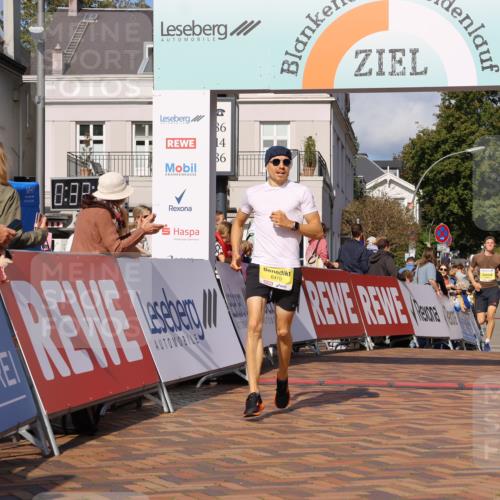 25.08.2024 - 20. Blankeneser Heldenlauf Strokosch-Dieckow http://msf.ph/oto/6818333 25.08.2024 10:18:33 Ziel 6354, 6410 meine-sportfotos.de