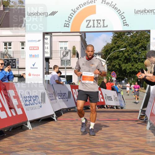 25.08.2024 - 20. Blankeneser Heldenlauf Strokosch-Dieckow http://msf.ph/oto/6818346 25.08.2024 09:43:13 Ziel 193, 272, 281 meine-sportfotos.de