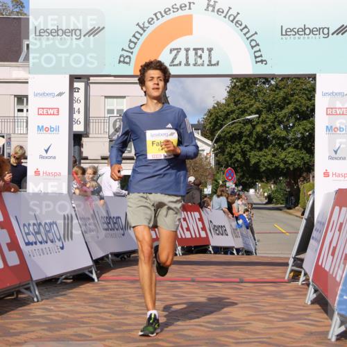 25.08.2024 - 20. Blankeneser Heldenlauf Strokosch-Dieckow http://msf.ph/oto/6818626 25.08.2024 10:19:02 Ziel 6141, 6412 meine-sportfotos.de