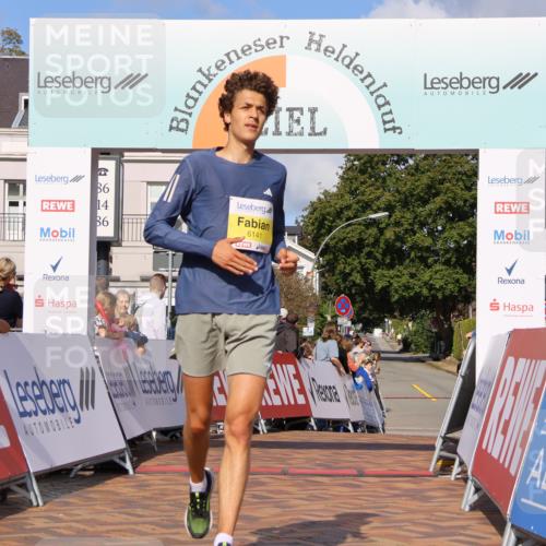 25.08.2024 - 20. Blankeneser Heldenlauf Strokosch-Dieckow http://msf.ph/oto/6818637 25.08.2024 10:19:03 Ziel 6141 meine-sportfotos.de