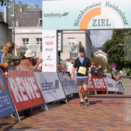 25.08.2024 - 20. Blankeneser Heldenlauf Strokosch-Dieckow http://msf.ph/oto/6818869 25.08.2024 10:19:51 Ziel 6008, 6514 meine-sportfotos.de