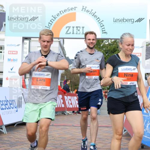 25.08.2024 - 20. Blankeneser Heldenlauf Strokosch-Dieckow http://msf.ph/oto/6819084 25.08.2024 09:45:51 Ziel 101, 171, 243, 266, 271, 273 meine-sportfotos.de
