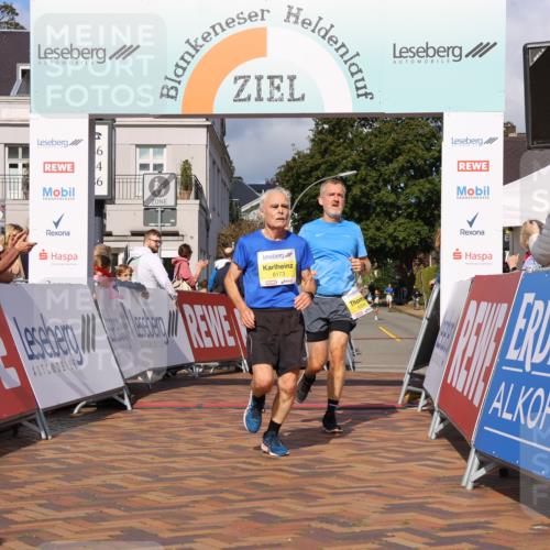25.08.2024 - 20. Blankeneser Heldenlauf Strokosch-Dieckow http://msf.ph/oto/6819150 25.08.2024 10:20:47 Ziel 6173, 6294, 6513 meine-sportfotos.de