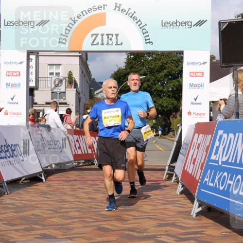 25.08.2024 - 20. Blankeneser Heldenlauf Strokosch-Dieckow http://msf.ph/oto/6819158 25.08.2024 10:20:47 Ziel 6173, 6294, 6513 meine-sportfotos.de