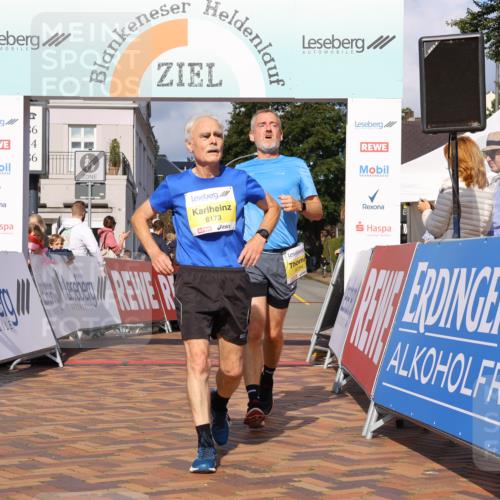 25.08.2024 - 20. Blankeneser Heldenlauf Strokosch-Dieckow http://msf.ph/oto/6819183 25.08.2024 10:20:48 Ziel 6173, 6294 meine-sportfotos.de