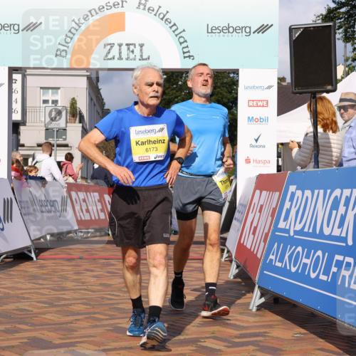 25.08.2024 - 20. Blankeneser Heldenlauf Strokosch-Dieckow http://msf.ph/oto/6819196 25.08.2024 10:20:48 Ziel 6173, 6294 meine-sportfotos.de