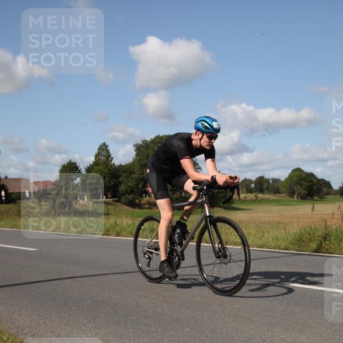 25.08.2024 - Elbe Triathlon Hamburg Fuchs,  Jonas http://msf.ph/oto/6821271 25.08.2024 10:48:54 Radfahren 628, 711, 745, 717, 568, 729 meine-sportfotos.de
