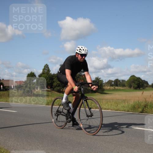 25.08.2024 - Elbe Triathlon Hamburg Fuchs,  Jonas http://msf.ph/oto/6821274 25.08.2024 10:48:53 Radfahren 628, 711, 745, 717, 568 meine-sportfotos.de