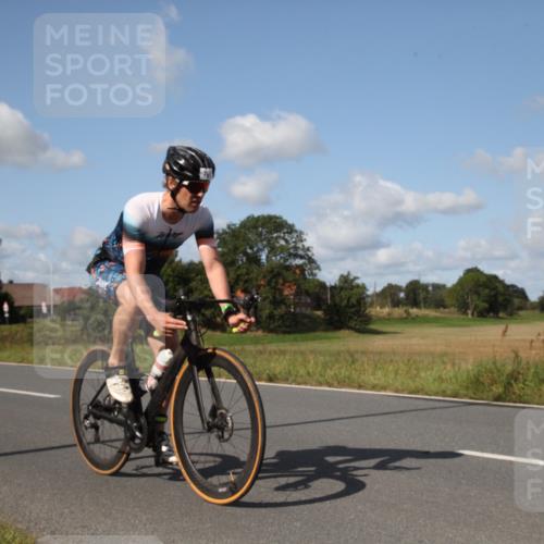 25.08.2024 - Elbe Triathlon Hamburg Fuchs,  Jonas http://msf.ph/oto/6821319 25.08.2024 10:47:53 Radfahren 743, 761, 790 meine-sportfotos.de