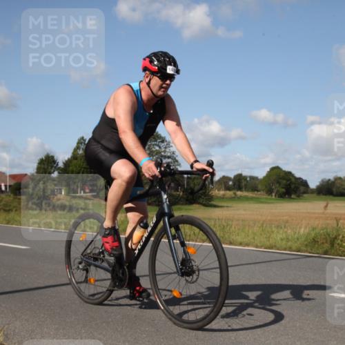25.08.2024 - Elbe Triathlon Hamburg Fuchs,  Jonas http://msf.ph/oto/6821416 25.08.2024 10:46:30 Radfahren 754, 709, 1436, 723 meine-sportfotos.de