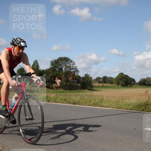 25.08.2024 - Elbe Triathlon Hamburg Fuchs,  Jonas http://msf.ph/oto/6821446 25.08.2024 10:46:16 Radfahren 542, 1453 meine-sportfotos.de