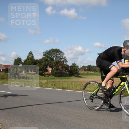 25.08.2024 - Elbe Triathlon Hamburg Fuchs,  Jonas http://msf.ph/oto/6821493 25.08.2024 10:46:10 Radfahren 680, 542, 1453 meine-sportfotos.de