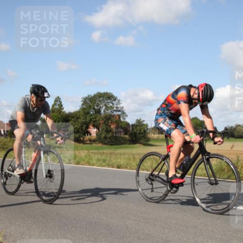25.08.2024 - Elbe Triathlon Hamburg Fuchs,  Jonas http://msf.ph/oto/6821543 25.08.2024 10:45:39 Radfahren 494, 453, 697, 1465, 787, 663, 719, 753 meine-sportfotos.de