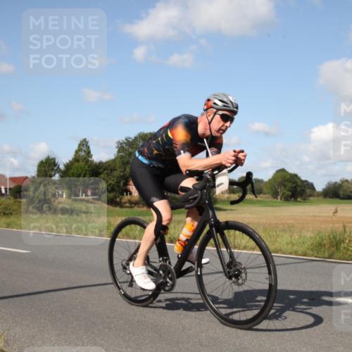 25.08.2024 - Elbe Triathlon Hamburg Fuchs,  Jonas http://msf.ph/oto/6821549 25.08.2024 10:45:36 Radfahren 494, 453, 697, 1465, 787, 663 meine-sportfotos.de