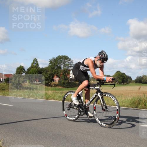 25.08.2024 - Elbe Triathlon Hamburg Fuchs,  Jonas http://msf.ph/oto/6821624 25.08.2024 10:43:37 Radfahren 1455, 457, 1464 meine-sportfotos.de