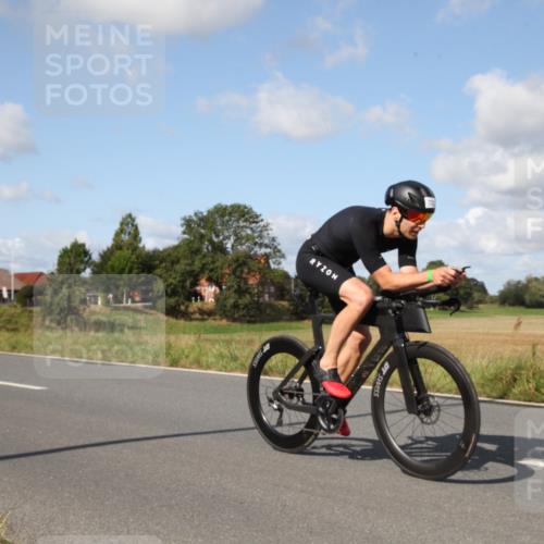 25.08.2024 - Elbe Triathlon Hamburg Fuchs,  Jonas http://msf.ph/oto/6821642 25.08.2024 10:43:31 Radfahren 785, 775, 1415, 721, 1455, 457, 1464 meine-sportfotos.de