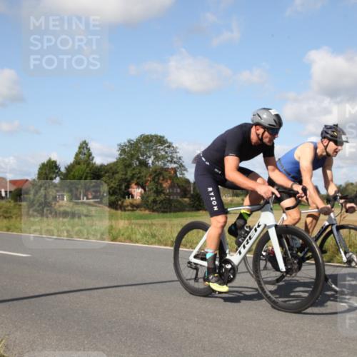 25.08.2024 - Elbe Triathlon Hamburg Fuchs,  Jonas http://msf.ph/oto/6821647 25.08.2024 10:43:30 Radfahren 785, 775, 1415, 721, 1455, 457, 1464 meine-sportfotos.de