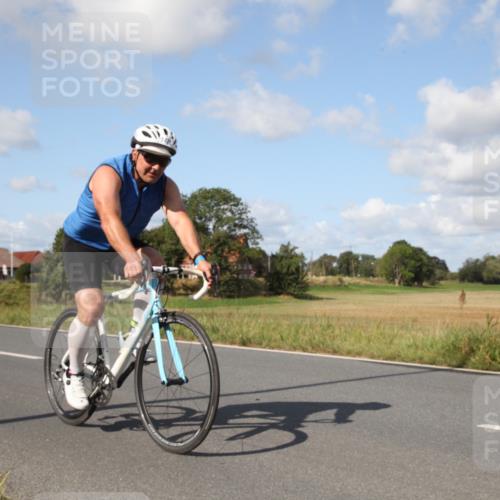 25.08.2024 - Elbe Triathlon Hamburg Fuchs,  Jonas http://msf.ph/oto/6821694 25.08.2024 10:43:10 Radfahren 1426, 514, 779 meine-sportfotos.de