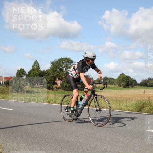 25.08.2024 - Elbe Triathlon Hamburg Fuchs,  Jonas http://msf.ph/oto/6821787 25.08.2024 10:41:28 Radfahren 576, 1411, 751, 558 meine-sportfotos.de