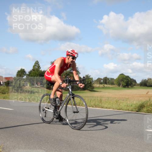 25.08.2024 - Elbe Triathlon Hamburg Fuchs,  Jonas http://msf.ph/oto/6821809 25.08.2024 10:41:11 Radfahren 1449, 582, 1438, 1445, 794, 1424, 273 meine-sportfotos.de