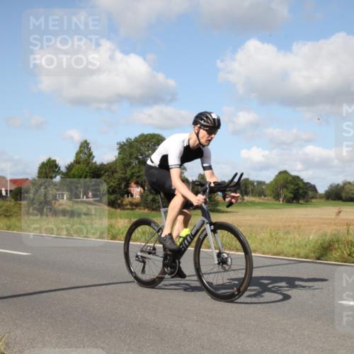 25.08.2024 - Elbe Triathlon Hamburg Fuchs,  Jonas http://msf.ph/oto/6821857 25.08.2024 10:40:38 Radfahren 491, 598, 781, 783, 648 meine-sportfotos.de