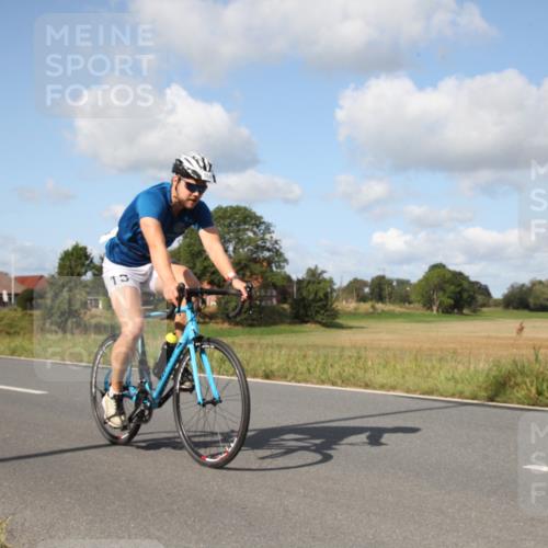 25.08.2024 - Elbe Triathlon Hamburg Fuchs,  Jonas http://msf.ph/oto/6821896 25.08.2024 10:40:12 Radfahren 661, 559, 653, 645, 306 meine-sportfotos.de