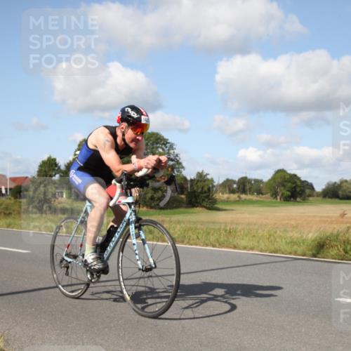 25.08.2024 - Elbe Triathlon Hamburg Fuchs,  Jonas http://msf.ph/oto/6821912 25.08.2024 10:40:00 Radfahren 1422, 676 meine-sportfotos.de