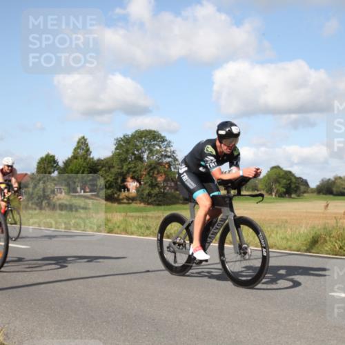 25.08.2024 - Elbe Triathlon Hamburg Fuchs,  Jonas http://msf.ph/oto/6821968 25.08.2024 10:39:29 Radfahren 509, 1433, 784, 1428, 476, 657 meine-sportfotos.de