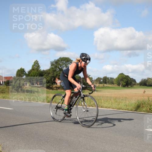 25.08.2024 - Elbe Triathlon Hamburg Fuchs,  Jonas http://msf.ph/oto/6821976 25.08.2024 10:39:26 Radfahren 495, 509, 1433, 784, 1428, 476, 657 meine-sportfotos.de