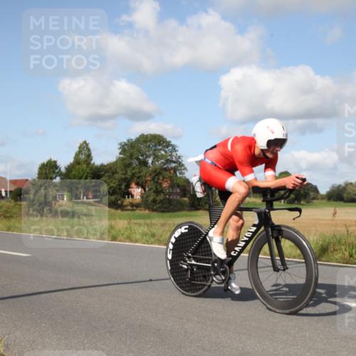 25.08.2024 - Elbe Triathlon Hamburg Fuchs,  Jonas http://msf.ph/oto/6821984 25.08.2024 10:39:21 Radfahren 678, 495, 509, 1433 meine-sportfotos.de