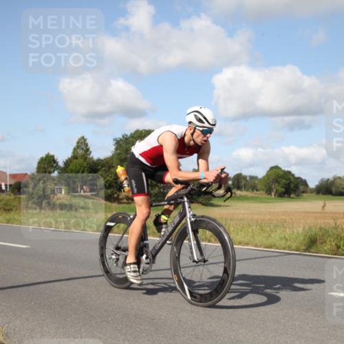 25.08.2024 - Elbe Triathlon Hamburg Fuchs,  Jonas http://msf.ph/oto/6821987 25.08.2024 10:39:15 Radfahren 773, 678, 495 meine-sportfotos.de