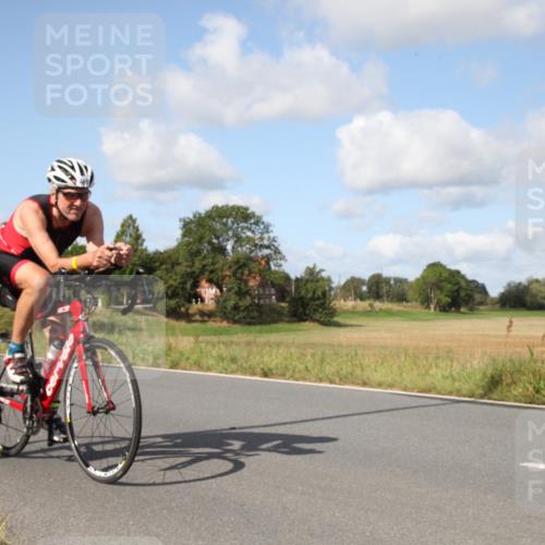 25.08.2024 - Elbe Triathlon Hamburg Fuchs,  Jonas http://msf.ph/oto/6822024 25.08.2024 10:38:59 Radfahren 605, 571, 460, 601, 1435, 798, 795, 450 meine-sportfotos.de