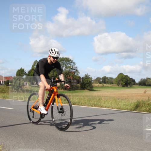 25.08.2024 - Elbe Triathlon Hamburg Fuchs,  Jonas http://msf.ph/oto/6822052 25.08.2024 10:38:48 Radfahren 796, 455, 656, 588, 634, 654, 766, 605 meine-sportfotos.de