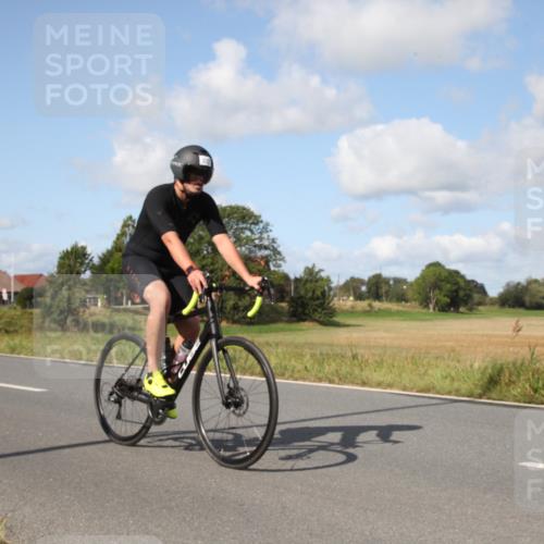 25.08.2024 - Elbe Triathlon Hamburg Fuchs,  Jonas http://msf.ph/oto/6822081 25.08.2024 10:38:35 Radfahren 570, 750, 635, 538, 637, 1429, 517, 662 meine-sportfotos.de