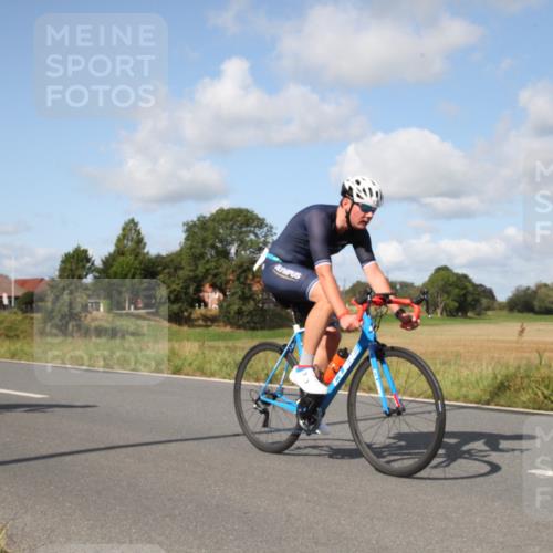 25.08.2024 - Elbe Triathlon Hamburg Fuchs,  Jonas http://msf.ph/oto/6822118 25.08.2024 10:38:17 Radfahren 620, 468, 793, 471 meine-sportfotos.de