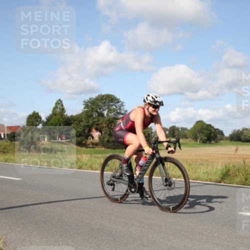 25.08.2024 - Elbe Triathlon Hamburg Fuchs,  Jonas http://msf.ph/oto/6822168 25.08.2024 10:37:42 Radfahren 540, 537, 712 meine-sportfotos.de