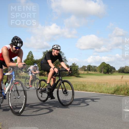 25.08.2024 - Elbe Triathlon Hamburg Fuchs,  Jonas http://msf.ph/oto/6822189 25.08.2024 10:37:29 Radfahren 621, 493, 660, 767, 700, 611, 569, 652, 639 meine-sportfotos.de