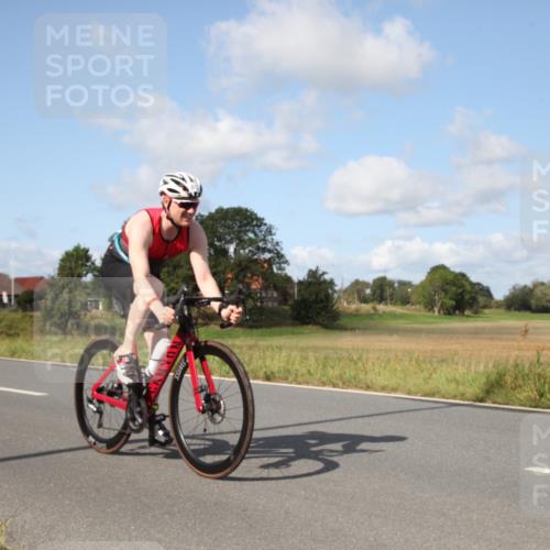 25.08.2024 - Elbe Triathlon Hamburg Fuchs,  Jonas http://msf.ph/oto/6822227 25.08.2024 10:37:09 Radfahren 556, 622, 617, 632, 647, 567, 734, 675 meine-sportfotos.de