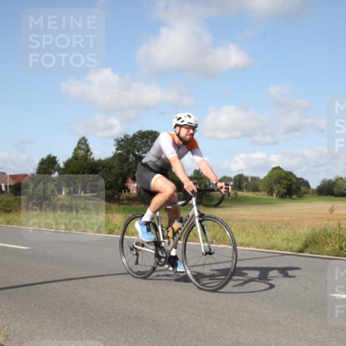 25.08.2024 - Elbe Triathlon Hamburg Fuchs,  Jonas http://msf.ph/oto/6822277 25.08.2024 10:36:30 Radfahren 797, 714, 592 meine-sportfotos.de