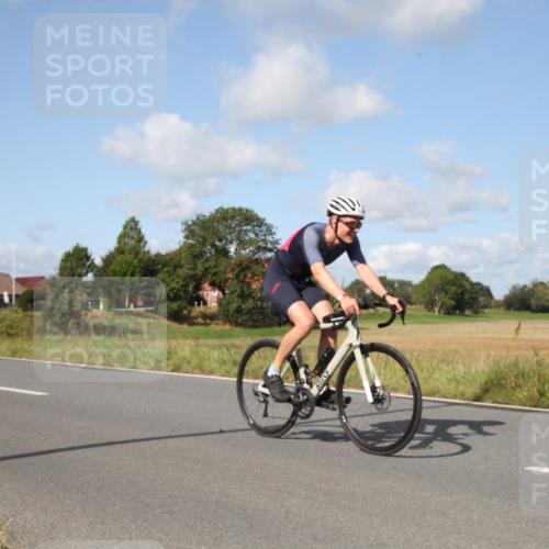 25.08.2024 - Elbe Triathlon Hamburg Fuchs,  Jonas http://msf.ph/oto/6822298 25.08.2024 10:36:19 Radfahren 549, 508, 655, 499, 607, 797, 714 meine-sportfotos.de