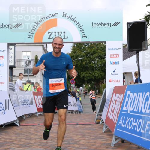 25.08.2024 - 20. Blankeneser Heldenlauf Strokosch-Dieckow http://msf.ph/oto/6822302 25.08.2024 09:49:04 Ziel 216, 250 meine-sportfotos.de