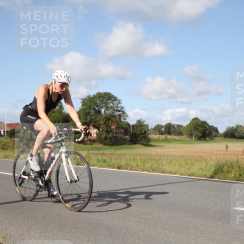 25.08.2024 - Elbe Triathlon Hamburg Fuchs,  Jonas http://msf.ph/oto/6822312 25.08.2024 10:36:10 Radfahren 532, 515, 549 meine-sportfotos.de