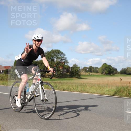 25.08.2024 - Elbe Triathlon Hamburg Fuchs,  Jonas http://msf.ph/oto/6822315 25.08.2024 10:36:07 Radfahren 456, 532, 515, 549 meine-sportfotos.de