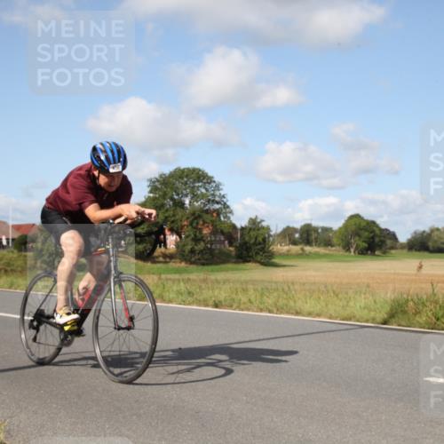 25.08.2024 - Elbe Triathlon Hamburg Fuchs,  Jonas http://msf.ph/oto/6822319 25.08.2024 10:36:01 Radfahren 544, 613, 456, 532 meine-sportfotos.de
