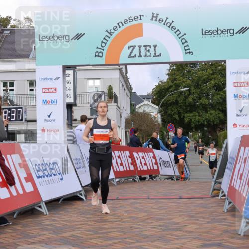 25.08.2024 - 20. Blankeneser Heldenlauf Strokosch-Dieckow http://msf.ph/oto/6822362 25.08.2024 09:49:10 Ziel 112, 166, 216 meine-sportfotos.de