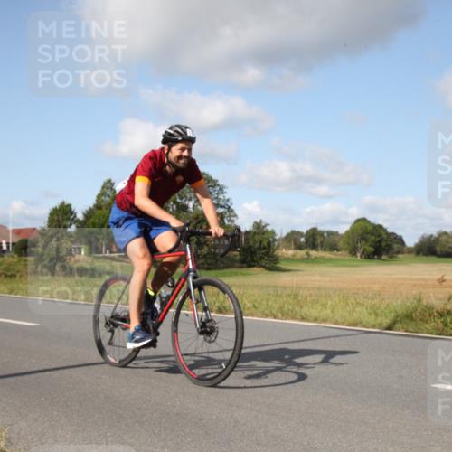 25.08.2024 - Elbe Triathlon Hamburg Fuchs,  Jonas http://msf.ph/oto/6822386 25.08.2024 10:34:55 Radfahren 758, 519, 564, 737, 573, 599, 575 meine-sportfotos.de